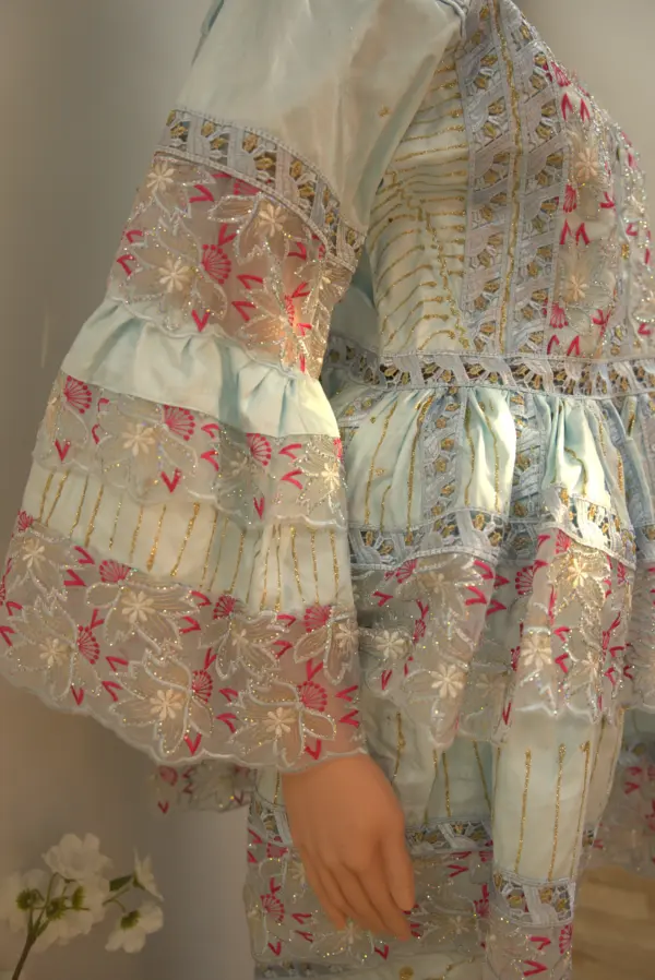 African Peplum Lace Gown - Image 4