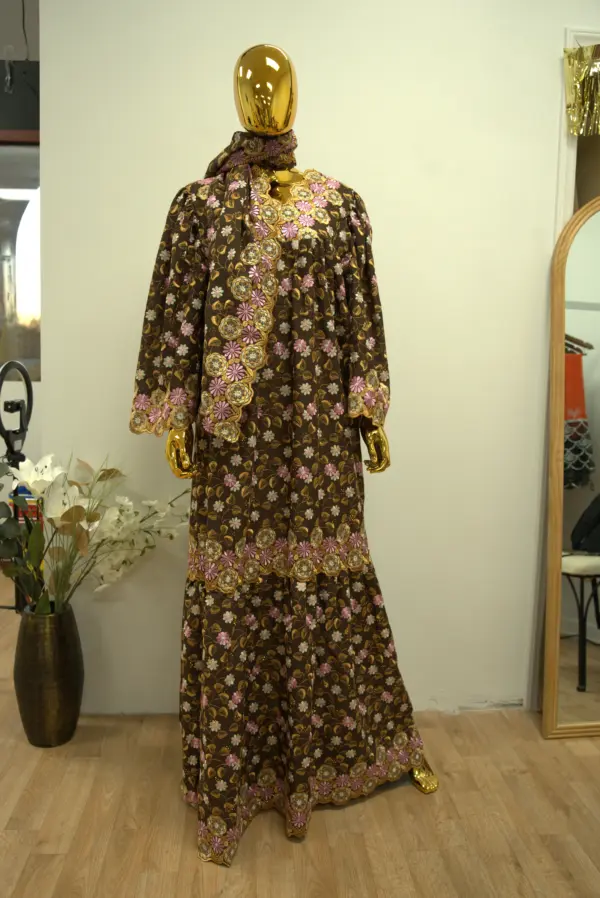 African Peplum Lace Gown - Image 4