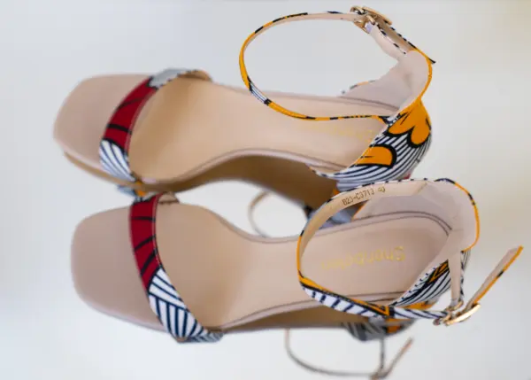 Heels - Image 4